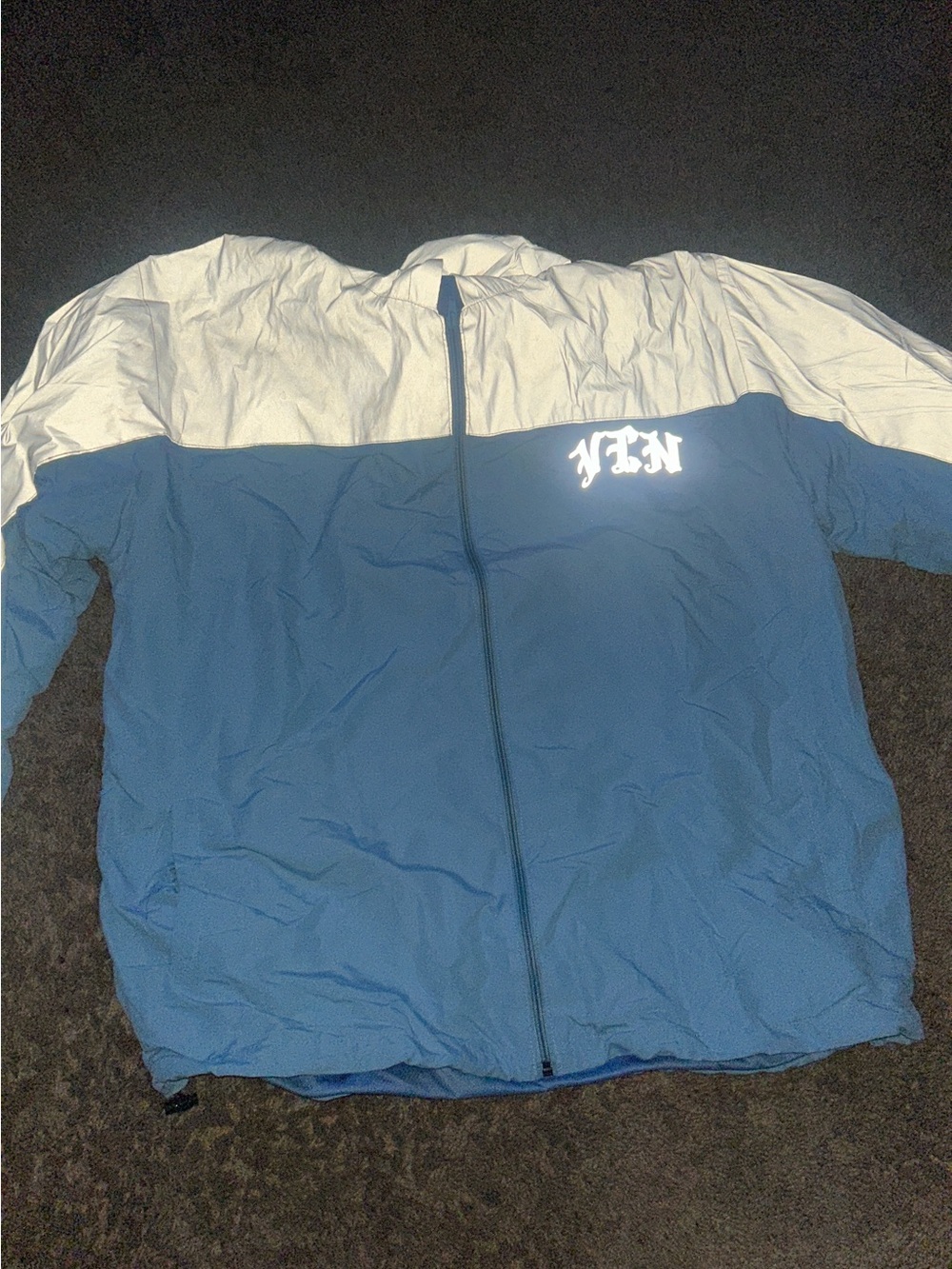 Vcn windbreaker tech